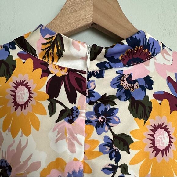 JustFab Birch Floral Shift Dress - Picture 10 of 10